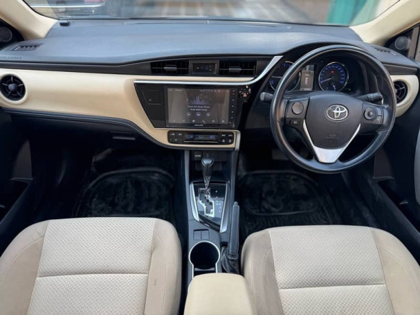 toyota-corolla-altis-special-edition-2022-model-total-geniune-big-10