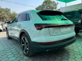 audi-e-tron-2022-small-3