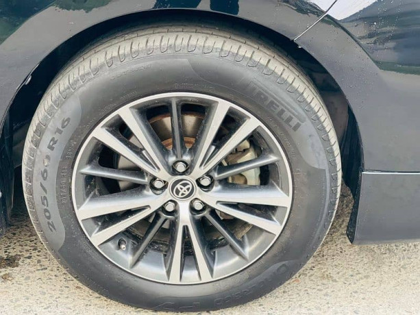 toyota-corolla-altis-grande-x-2021-big-10