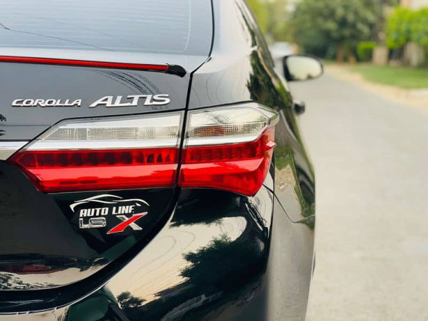 toyota-corolla-altis-grande-x-2021-big-6