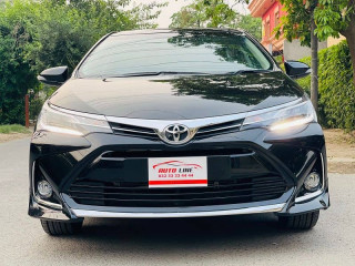 toyota-corolla-altis-grande-2024