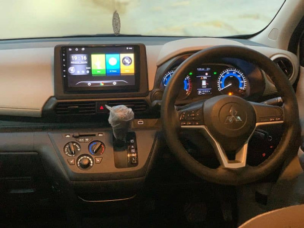 mitsubishi-ek-wagon-model-202025-big-6