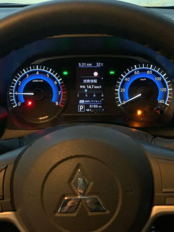mitsubishi-ek-wagon-model-202025-big-7