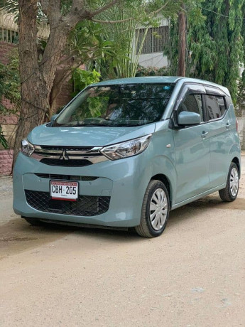 mitsubishi-ek-wagon-model-202025-big-0