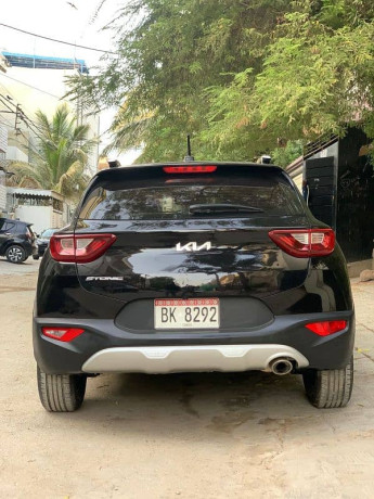 kia-stonic-ex-model-2022-big-5