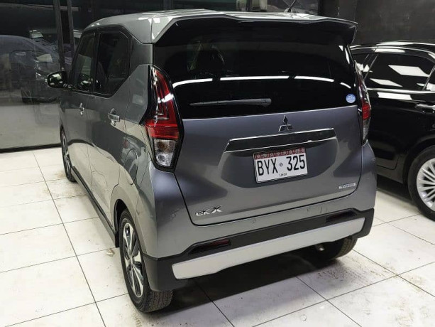 mitsubishi-ek-x-hybrid-model-202024-big-4