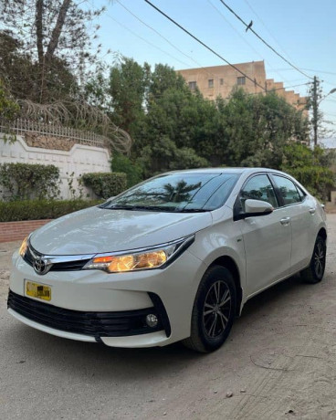 toyota-corolla-gli-2018-white-color-manual-full-original-condition-big-4