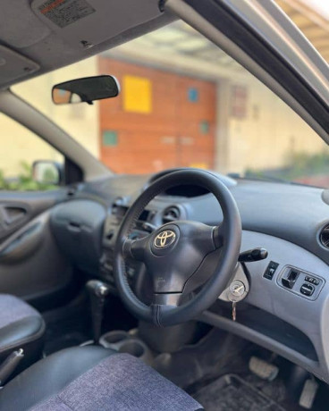toyota-vitz-2002-reg-2005-silver-first-owner-comonq-big-7