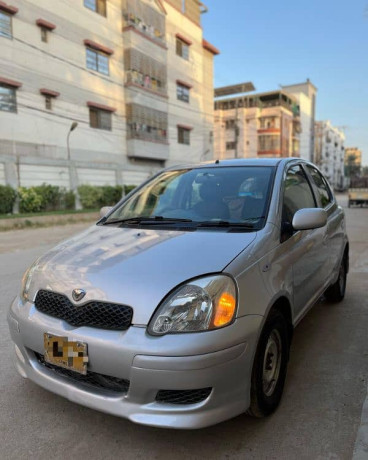 toyota-vitz-2002-reg-2005-silver-first-owner-comonq-big-2