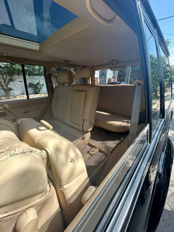 mitsubishi-pajero-1994-big-11