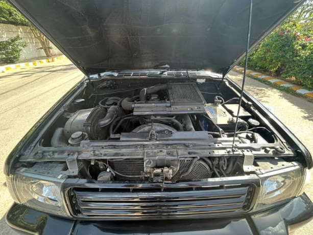 mitsubishi-pajero-1994-big-19