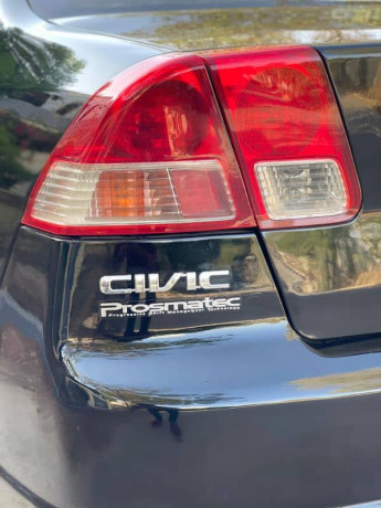 honda-civic-exi-2005-big-11