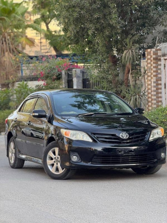 toyota-corolla-altis-2013-big-0