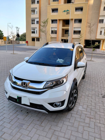 honda-br-v-i-vtec-s-big-0