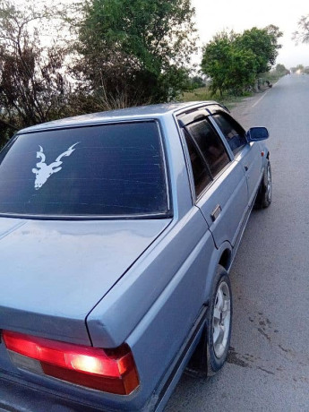 nissan-sunny-1987-03468620615-big-4