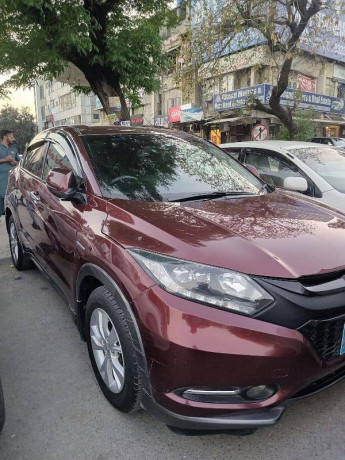 honda-vezel-xl-2015-big-0