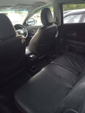 honda-vezel-xl-2015-big-8