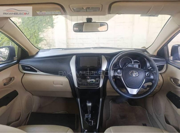 toyota-yaris-15-ativ-x-cvt-2020-top-of-line-big-7
