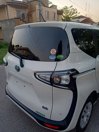toyota-sienta-g-2018-big-4