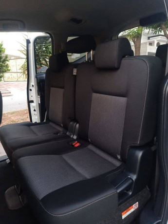 toyota-sienta-g-2018-big-6