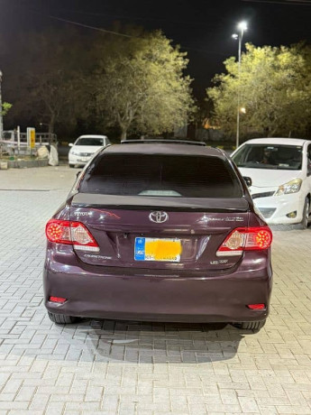 toyota-corolla-altis-2013-big-1
