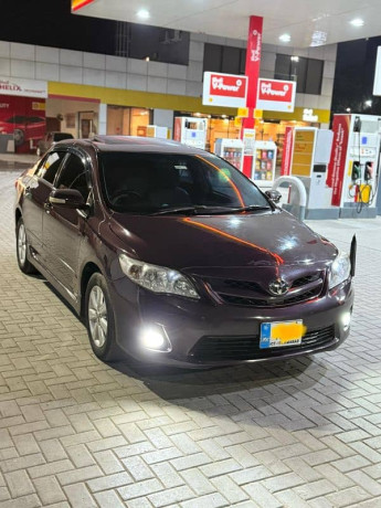 toyota-corolla-altis-2013-big-3