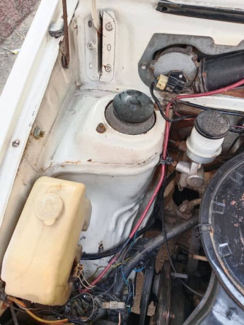 suzuki-mehran-2008-big-9