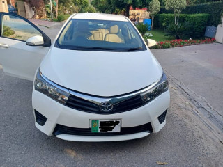 toyota-corolla-altis-automatic-16-2016