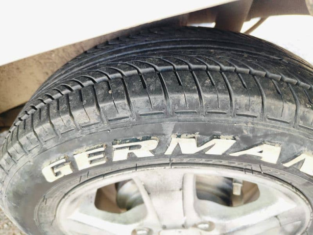 suzuki-mehran-vxr-2005-big-4
