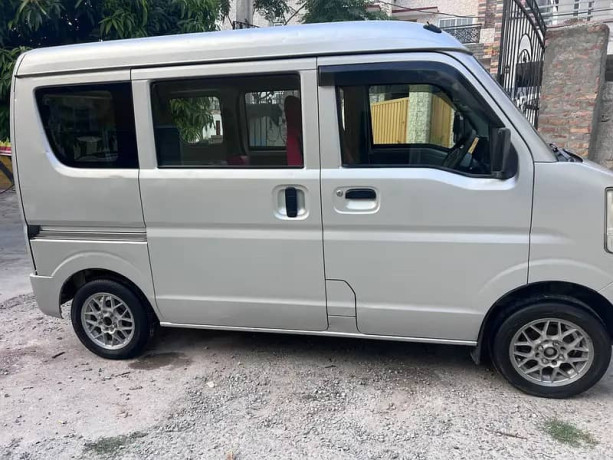 nissan-clipper-big-10