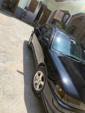 toyota-corolla-xe-1998-big-10