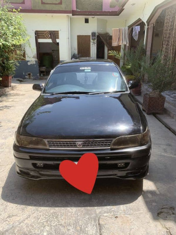 toyota-corolla-xe-1998-big-0