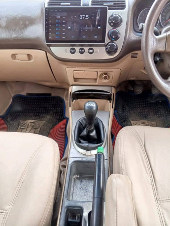 honda-civic-exi-2005-big-10