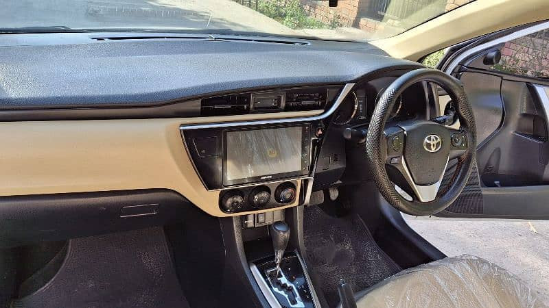 toyota-corolla-altis-2021-x-16-automatic-brand-new-big-9