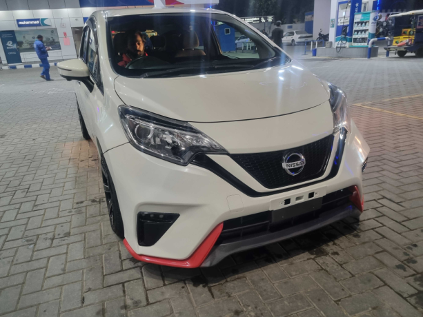 nissan-note-e-powerr-big-3