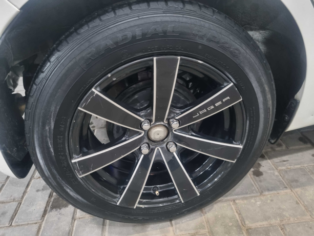 nissan-note-e-powerr-big-1