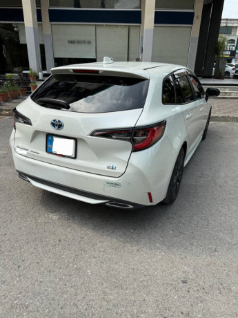 toyota-corolla-touring-hybrid-wxb-2021-big-6