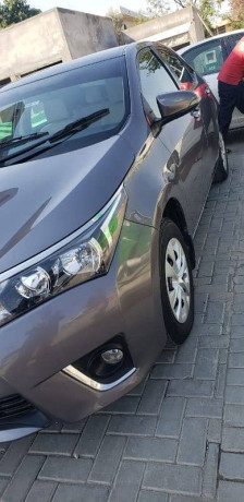 toyota-corolla-gli-2015-big-3