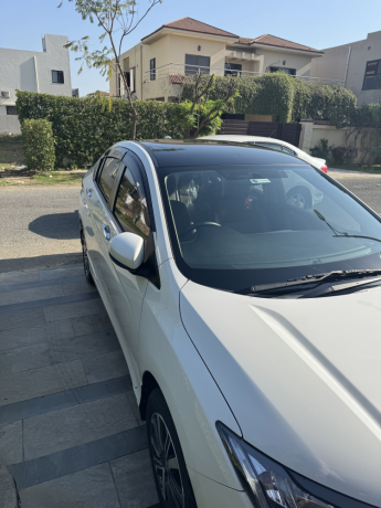 honda-city-aspire-15-big-1
