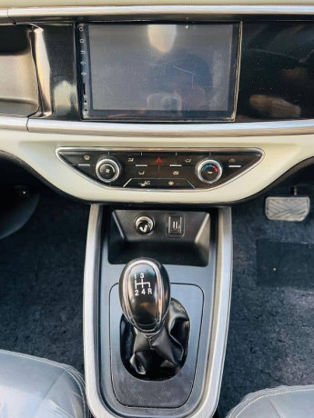 prince-pearl-20222023-antique-car-big-12