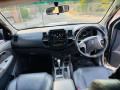 toyota-hilux-2012-small-4