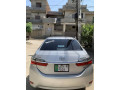 toyota-corolla-gli-201819-small-2