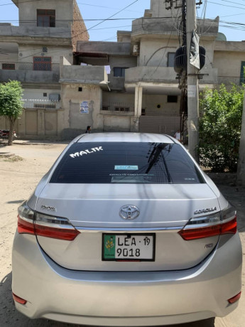 toyota-corolla-gli-201819-big-2