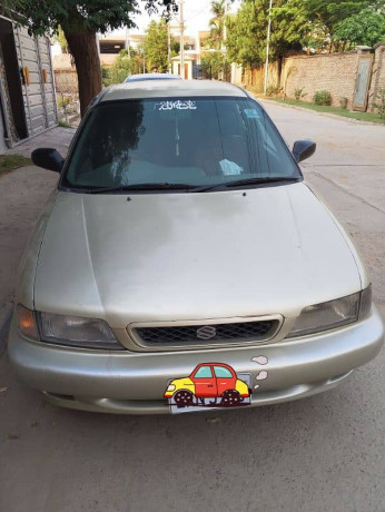 suzuki-baleno-2000-big-0