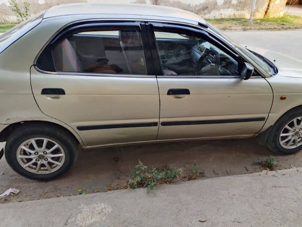 suzuki-baleno-2000-big-4