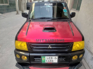 mitsubishi-pajero-mini-2009
