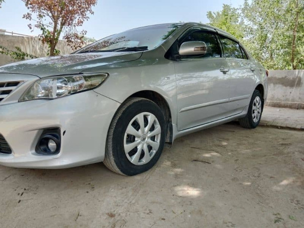 lush-condition-toyota-corolla-gli-2011-big-3