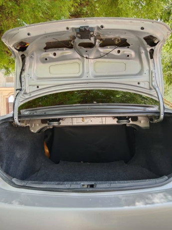 lush-condition-toyota-corolla-gli-2011-big-18
