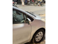 vitz-201014-small-2