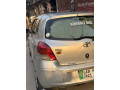 vitz-201014-small-8